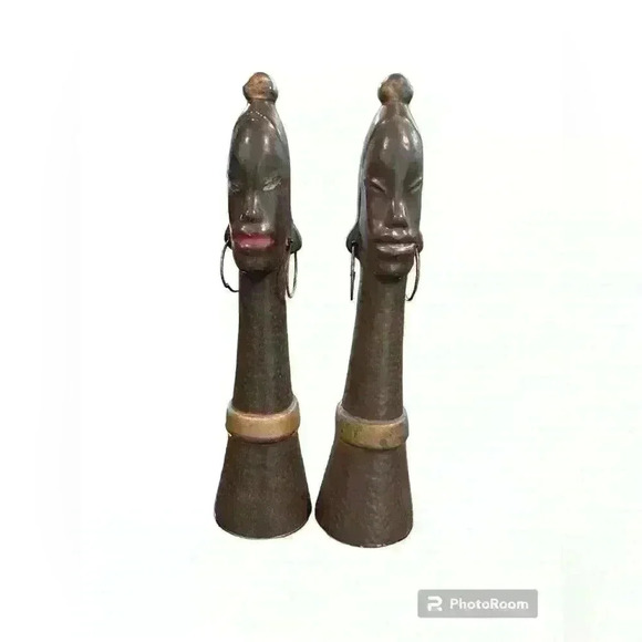 Vintage African Tribal Ceramic Salt & Pepper Shakers – Rare Hand-Painted MCM - Picture 2 of 6